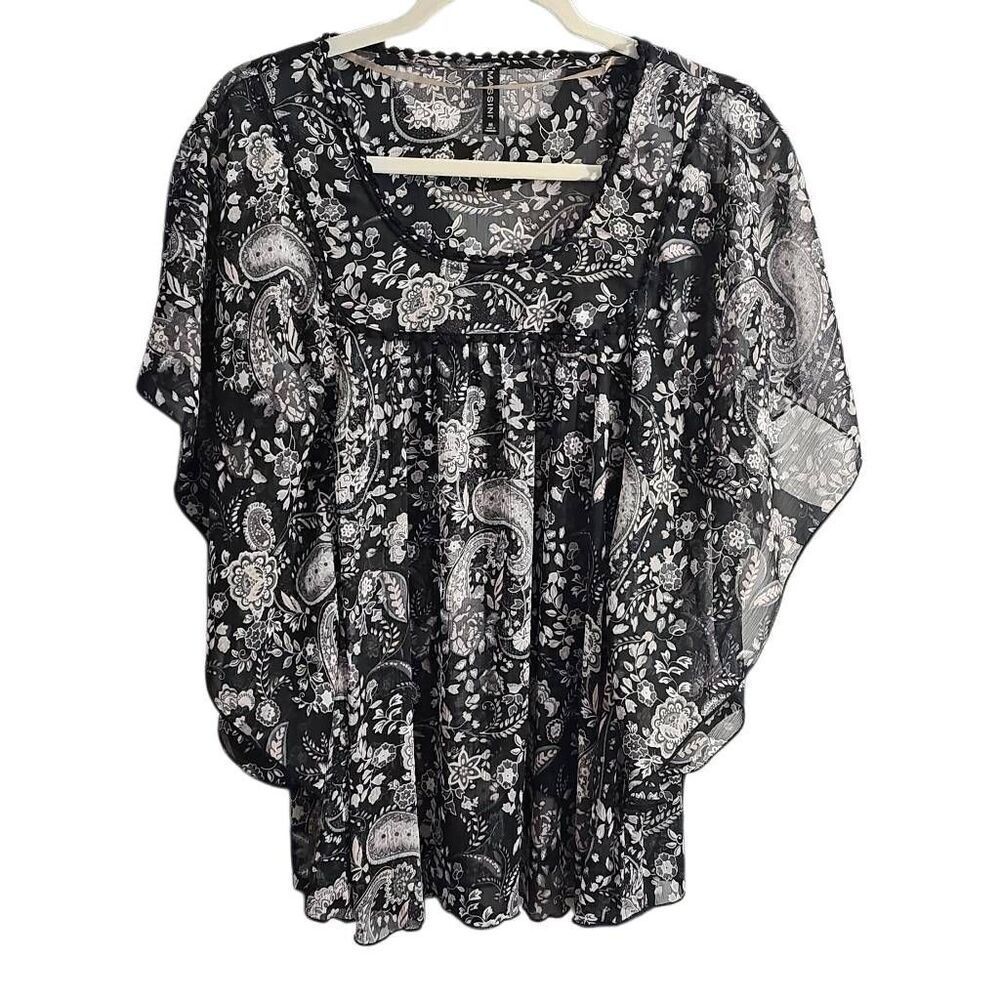 Massini Paisley Floral Print Top, Blouse. Size Medium